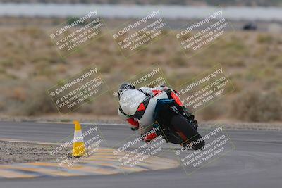 media/Sep-10-2023-SoCal Trackdays (Sun) [[6b4faecef6]]/Turn 7 (840am)/